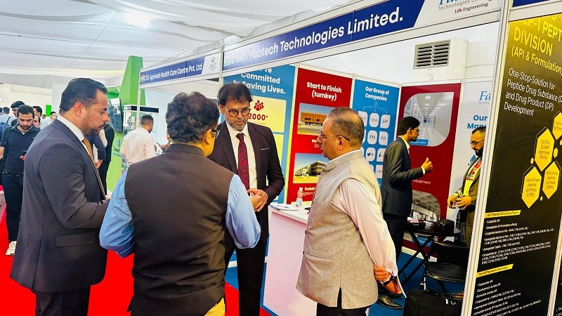On 18 September, Cd’A and SS (Com) inaugurated the Indian Pavilion at the Health Expo Iraq, held at the Baghdad International Fair. Over 27 Indian companies (led by ETSIPL) showcased their services and innovations in the healthcare sector.