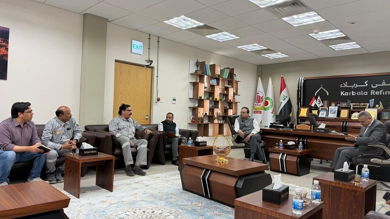 On 19 May 2026, Ambassador Soumen Bagchi along with Embassy officials paid an on-site visit to the Karbala Refineries in Karbala. The delegation was received by the Director of the Refinery, Engineer Haider Sharif Mohammed, and other officials. During the visit Ambassador also interacted with Indian nationals employed at the refinery.