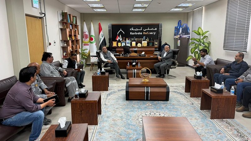 On 19 May 2026, Ambassador Soumen Bagchi along with Embassy officials paid an on-site visit to the Karbala Refineries in Karbala. The delegation was received by the Director of the Refinery, Engineer Haider Sharif Mohammed, and other officials. During the visit Ambassador also interacted with Indian nationals employed at the refinery.