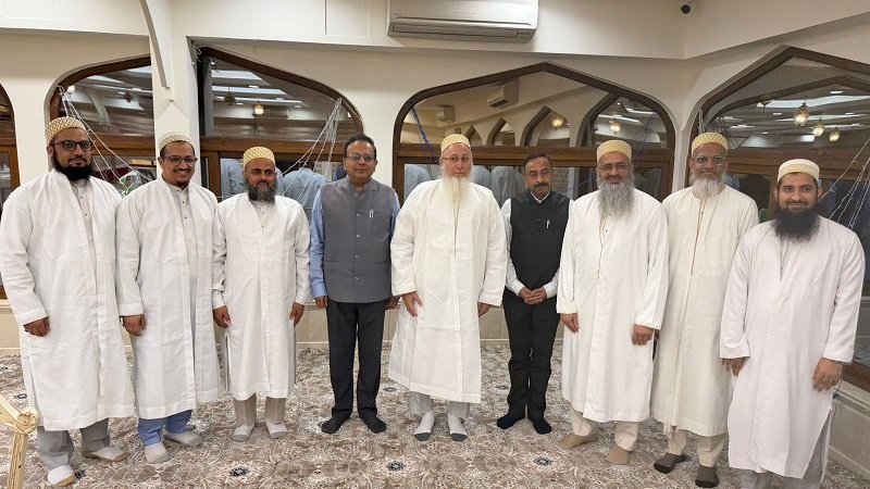 Ambassador Soumen Bagchi visited the Faiz-e-Husseini Society in Karbala  on 18 May 2026, and interacted with the Indian Bohra community and members of the society.