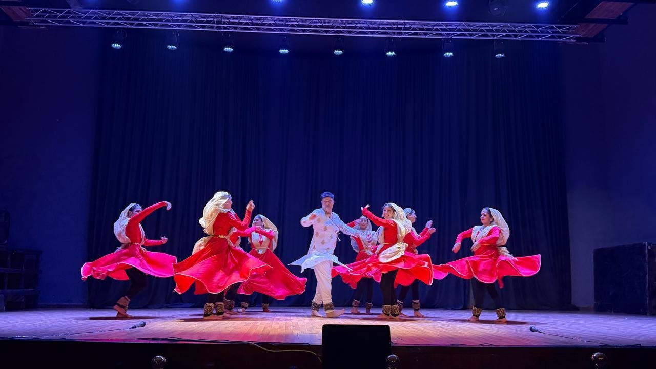 he Embassy of India in Baghdad, in association with the Ministry of Culture, Government of Iraq, hosted a Cultural Evening of Classical Kathak Dance on 13 February 2026 at the People’s Hall, Bab al-Mu'azzam, Baghdad. The event featured the renowned Indian artist Pandit Sandeep Mahavir and his troupe, whose vibrant performances elegantly showcased the grace, rhythm, and storytelling traditions of Indian culture, leaving the audience thoroughly enthralled.