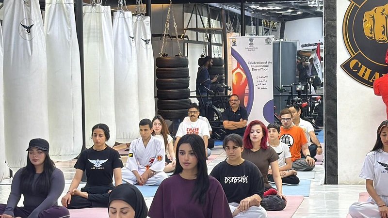 The spirit of wellness, discipline, and unity came alive in Baghdad during a special pre-#IDY2026 yoga promotion event organized by the Embassy of India in collaboration with the Asif Family Academy (أكاديمية عائلة آصف). The event witnessed enthusiastic participation from martial arts practitioners, trainers, and fitness enthusiasts. Participants highlighted the deep connection between yoga, martial arts, mental focus, and holistic well-being, while reaffirming their commitment to integrating yoga into their daily lives. Reflecting this year’s International Day of Yoga theme “Yoga for Wellness, Wisdom and World Peace” the event promoted harmony of body, mind, and spirit while strengthening the shared values of peace and healthy living.