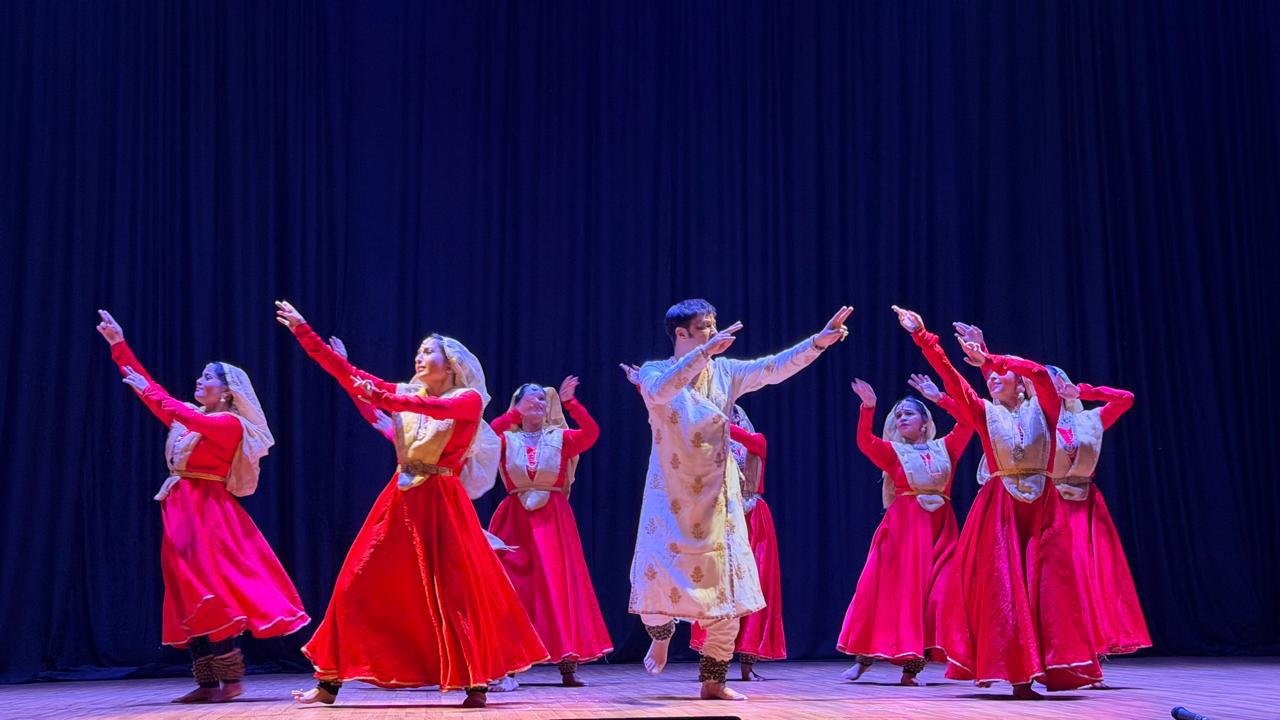 he Embassy of India in Baghdad, in association with the Ministry of Culture, Government of Iraq, hosted a Cultural Evening of Classical Kathak Dance on 13 February 2026 at the People’s Hall, Bab al-Mu'azzam, Baghdad. The event featured the renowned Indian artist Pandit Sandeep Mahavir and his troupe, whose vibrant performances elegantly showcased the grace, rhythm, and storytelling traditions of Indian culture, leaving the audience thoroughly enthralled.