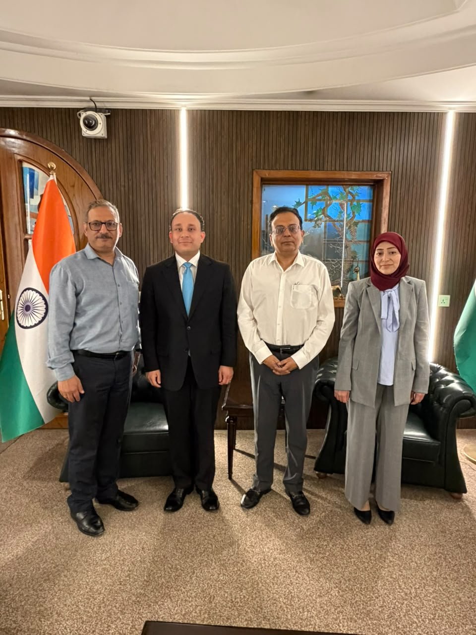 Ambassador Soumen Bagchi met Iraqi diplomats nominated to attend the Special Course for Diplomats from League of Arab States to be held from 21 to 30 October 2026 at the Sushma Swaraj Institute of Foreign Service, New Delhi