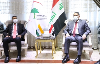 Ambassador Prashant Pise called on H.E. Dr. Hani Musa Al-Iqabi, Minister of Health on 13.12.2021 &#1602;&#1575;&#1605;&nbsp; &#1575;&#1604;&#1587;&#1601;&#1610;&#1585; &#1576;&#1585;&#1575;&#1588;&#1575;&#1606;&#1578; &#1576;&#1610;&#1587;&#1575;&#1610; &#1576;&#1586;&#1610;&#1575;&#1585;&#1577; &#1573;&#1604;&#1609; &#1605;&#1593;&#1575;&#1604;&#1610; &#1575;&#1604;&#1583;&#1603;&#1578;&#1608;&#1585; &#1607;&#1575;&#1606;&#1610; &#1605;&#1608;&#1587;&#1609; &#1575;&#1604;&#1593;&#1602;&#1575;&#1576;&#1610; &#1548; &#1608;&#1586;&#1610;&#1585; &#1575;&#1604;&#1589;&#1581;&#1577;&#1548; &#1610;&#1608;&#1605; 13/12/2021