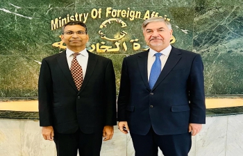 Ambassador Prashant Pise met with Head of Asia & Australia Department and Human Rights, H.E. Dr. Hisham Al Alawi on 18 December, 2022. During the meeting, bilateral issues of mutual interest were discussed.