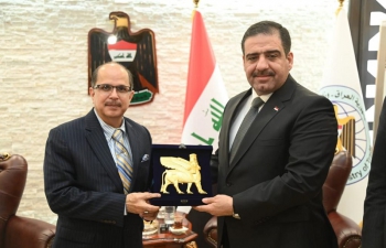 Dr. Ausaf Sayeed, Secretary (CPV & OIA) met H.E. Mr. Atheer Dawood Salman, Minister of Trade, on Sunday 19 February 2023. During the meeting, bilateral issues of mutual interest were discussed.