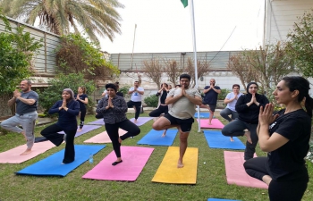 A special yoga session  ‘Yoga for women’ was conducted on the eve of International Women’s Day at the Embassy. Iraqi yoga enthusiasts practised and enjoyed the special yoga session.