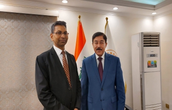 On Wednesday August 16, 2023, Ambassador Prashant Pise met with H.E Mr. Ali Al Allaq, Governor of Central Bank of Iraq. During the meeting, they discussed issues of common interest.
